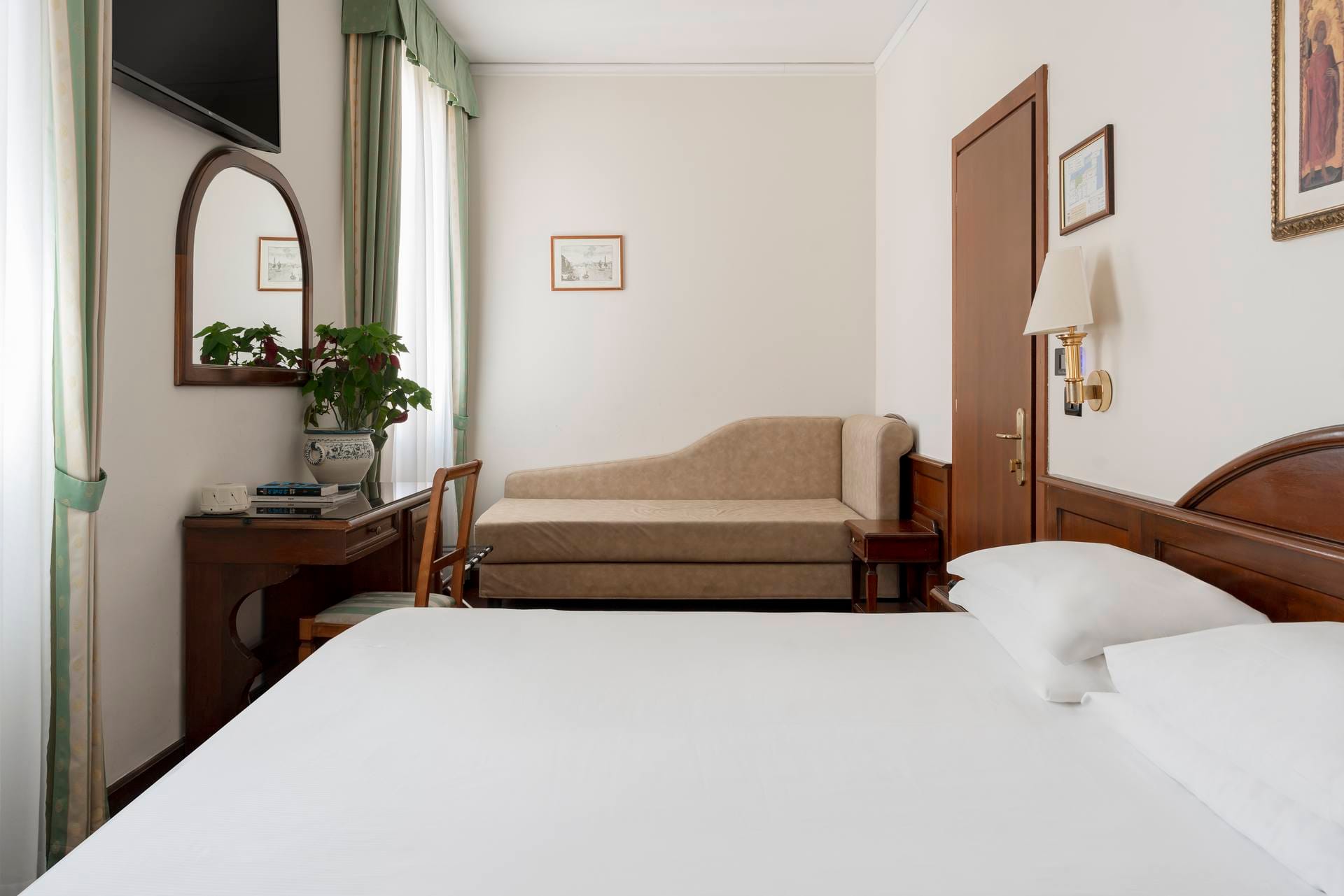 Tripla Rooms Hotel Boccaccio Firenze 01